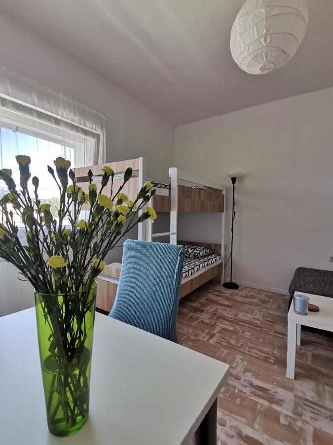 Ferienwohnung Ema & Mila 2 Knin Exterior foto