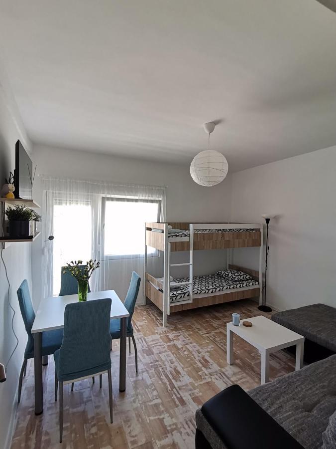 Ferienwohnung Ema & Mila 2 Knin Exterior foto